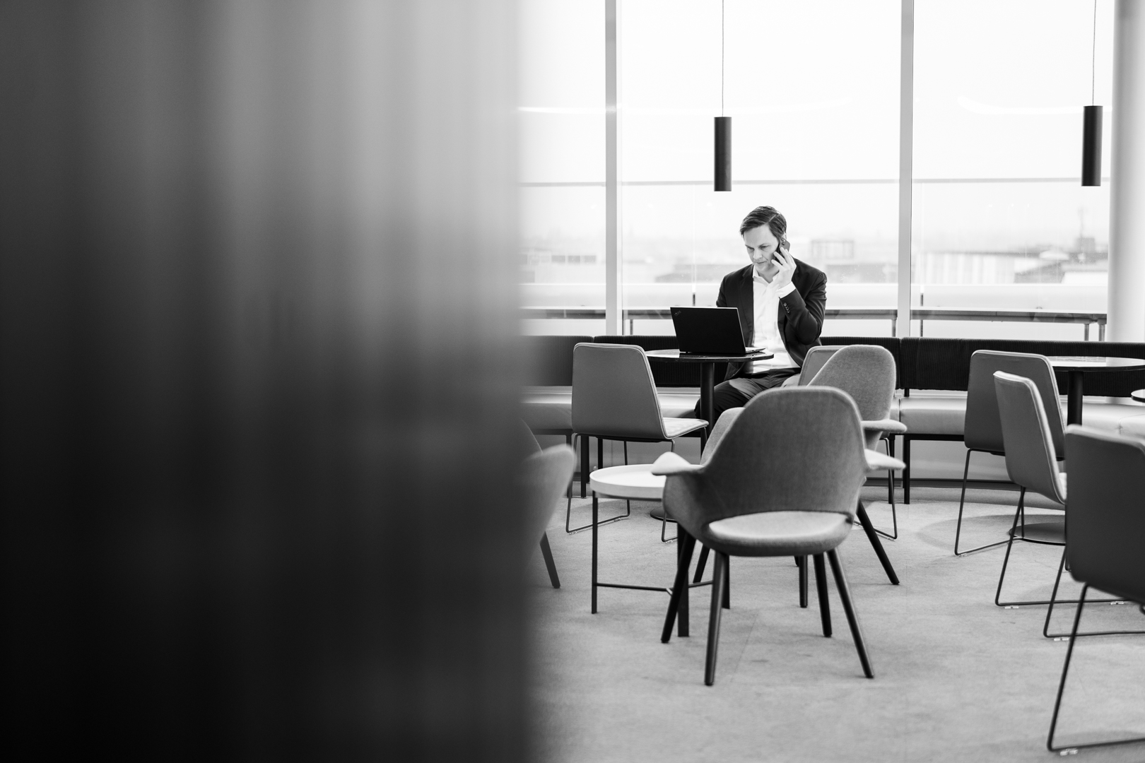 Fra digter til AI-ekspert og podcastvært – Mød Lasse Rindom