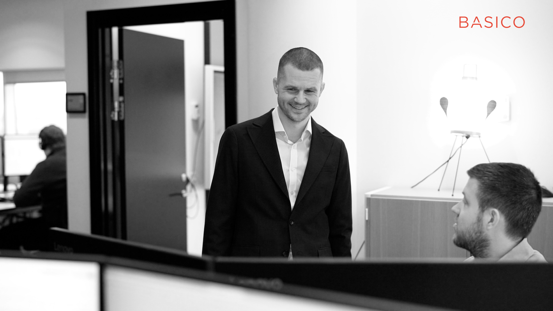 Basico Hjemmeside FITS Rasmus Fryd Cut1 V1.00 00 35 16.Still001